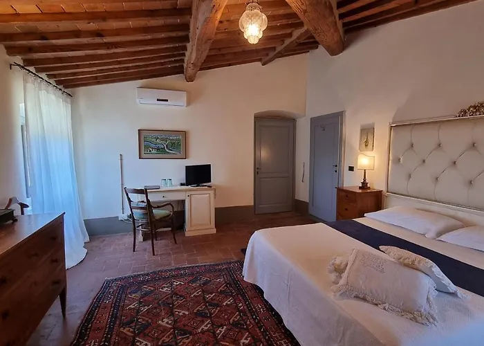 Bella Di Ceciliano Couette-café 4*