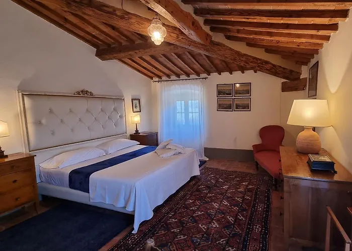 Bella Di Ceciliano Couette-café 4*