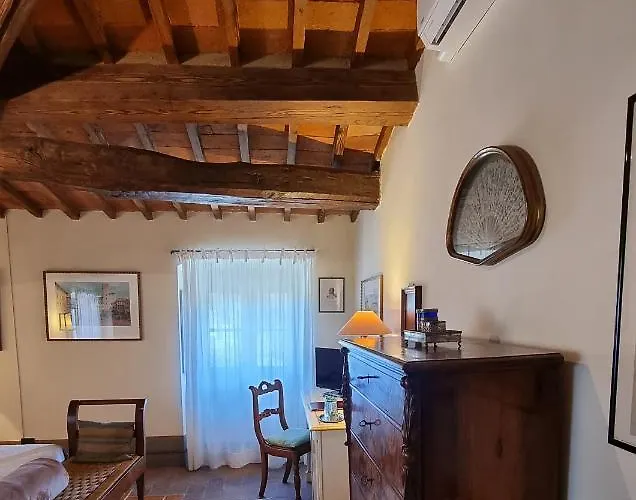 Couette-café Bella Di Ceciliano 4*