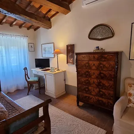 Bella Di Ceciliano Bed & Breakfast